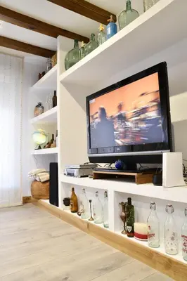 Una televisión o centro de entretenimiento en La casa del aguador en Alfaro, Senda Viva y Rutas BTT