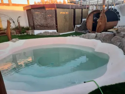 Piscina en o cerca de LA TEULERIA DE LINYOLA