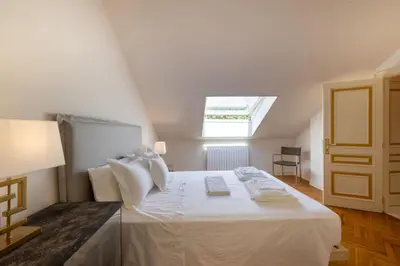Cama o camas de una habitación en CASA CON PISCINA EN EL CENTRO