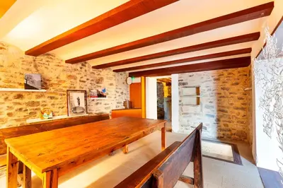 Una cocina o zona de cocina en Casa Fumanal - Unique Property for up to 24