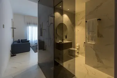 Un baño de RÍOS SUITES Tudela