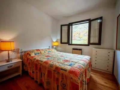 Cama o camas de una habitación en Perfecto para parejas- Fuego, confort y equipado - Falcó 12