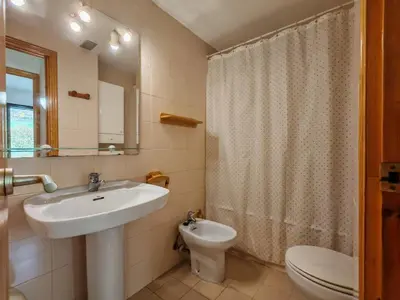 Un baño de Perfecto para parejas- Fuego, confort y equipado - Falcó 12