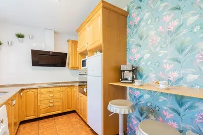 Una cocina o zona de cocina en KANPONDOA ETXEA