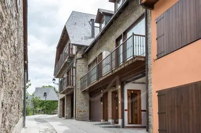 Edificio en el que se encuentra la casa o chalet