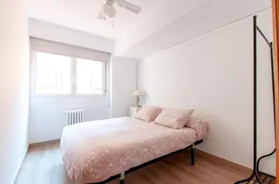 Cama o camas de una habitación en VALERIA-DREAMS Maestro Luna 3º