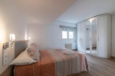 Cama o camas de una habitación en VALERIA-DREAMS Maestro Luna 3º