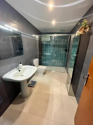 Un baño de Cal Josep del Moto - Castelló de Farfanya