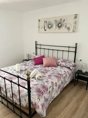 Cama o camas de una habitación en Cal Josep del Moto - Castelló de Farfanya