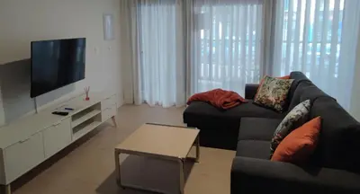 Una televisión o centro de entretenimiento en Txoko Loft Bardenas