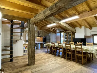 Una cocina o zona de cocina en Palacio de Aralar Alta Familias