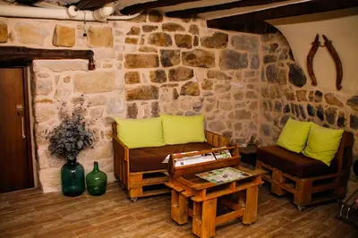 Zona de estar de La Casa del Castell - Encanto rural junto al Parque Natural de els Ports