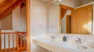 Un baño de Saplan Real Estate LAUJÒ