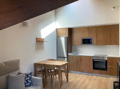 Una cocina o zona de cocina en BPIRINEOS- Aire Pirineos