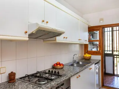 Una cocina o zona de cocina en Apartment Mainera by Interhome