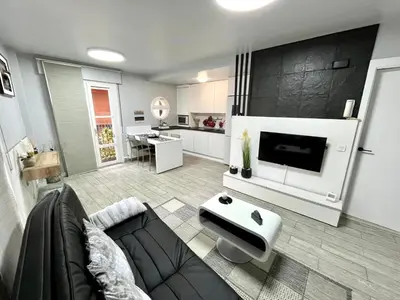 Una cocina o zona de cocina en L&D -Parking Incluido-