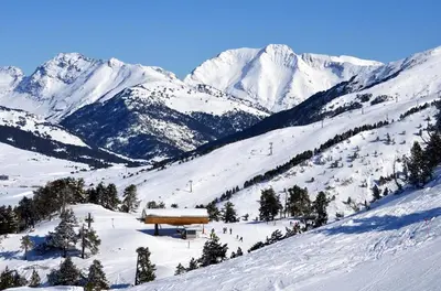 CASA CON ENCANTO ESTERRI en invierno