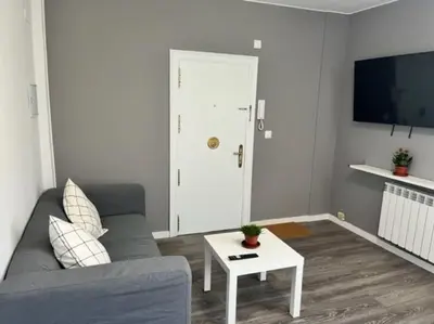 Una televisión o centro de entretenimiento en La Posada de Luismi