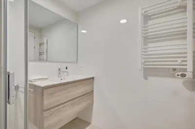 Un baño de Apartamento Castillo by Clabao