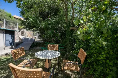 Jardín al aire libre en Casa Feli - APARTAMENTO con JARDÍN PRIVADO en los PIRINEOS