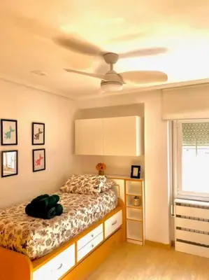 Cama o camas de una habitación en NUEVO! Con piscina a 2 minutos estación tren AVE.
