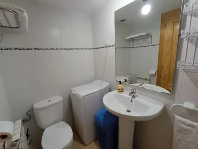 Un baño de Inmocyma El Rinconcito de Benasque