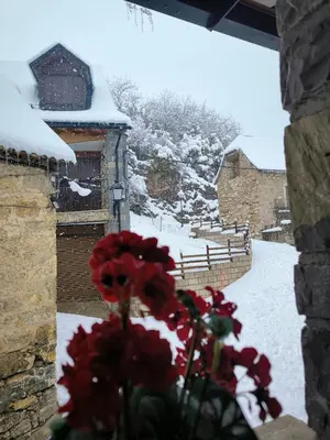 Acogedor apartamento dúplex Sandiniés en invierno