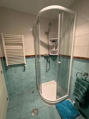 Un baño de Las Margas Mirador del Valle