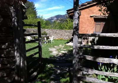 Paisaje cerca of this country house