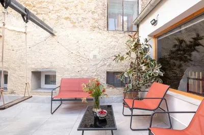 Zona de estar de Casa acollidora i familiar amb barbacoa