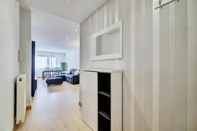 Una televisión o centro de entretenimiento en Apartamento Oihana by Clabao
