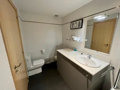 Un baño de B48 - Apartamento Peguera - Villmor