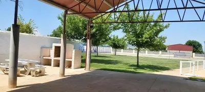 Jardín al aire libre en Casa rural Bisimbre
