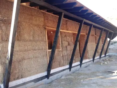 Plano de Mas la Llum, la casa de palla