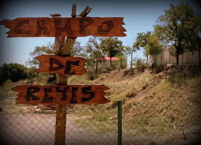 Certificado, premio, señal o documento que está expuesto en Campo de Reyes