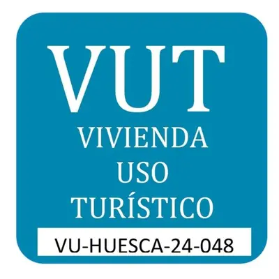 Certificado, premio, señal o documento que está expuesto en Treparriscos Home l Cine en casa l WIFI l Vistas