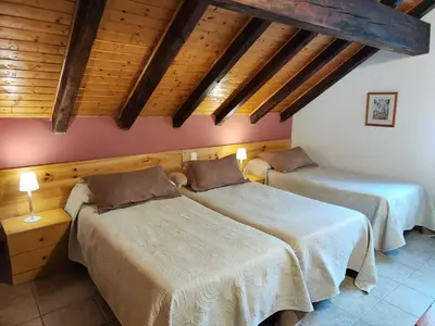 Cama o camas de una habitación en Goizeder Casa Completa 8 habitaciones & Txoko 100 m