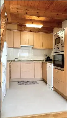 Una cocina o zona de cocina en CHECK-IN CASAS Casa Benas