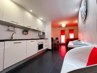Una cocina o zona de cocina en MEQUEDO CALDEREROS 25