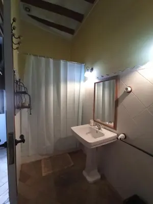 Un baño de Ca l'Aleixa Rooms