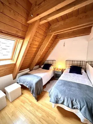 Cama o camas de una habitación en Caleydos - Dúplex diseño by CARDI Suites