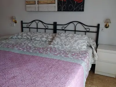 Cama o camas de una habitación en Casa céntrica en Miami Playa con piscina privada y barbacoa - ES-9-156