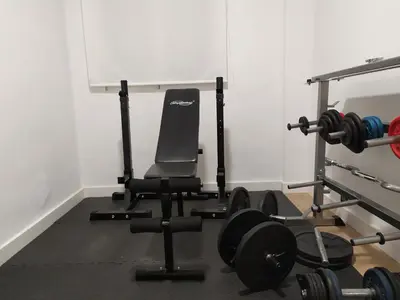Gimnasio o instalaciones de fitness de Apartamento moderno y céntrico en Huesca ciudad