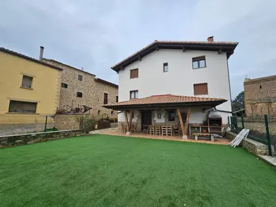 Edificio en el que se encuentra la casa o chalet
