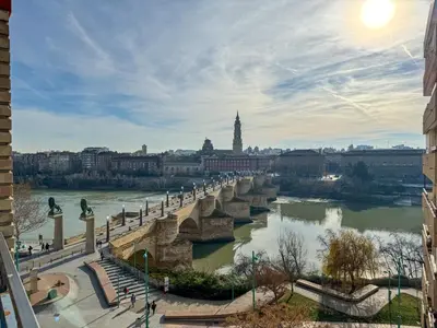 Vista de un río cerca de este apartamento