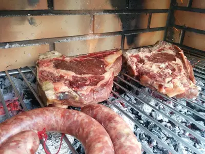 Barbacoa disponible para clientes en el apartamento
