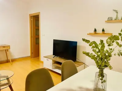 Una televisión o centro de entretenimiento en Vivac Jaca