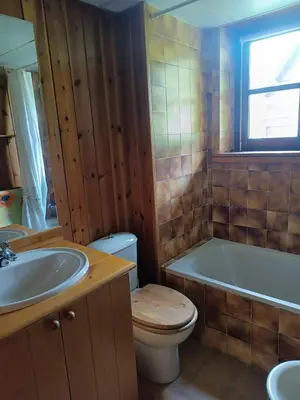 Un baño de Duplex Cerler