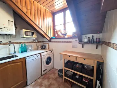 Una cocina o zona de cocina en Dúplex familiar i amb vistes al centre d’Esterri by RURAL D'ÀNEU