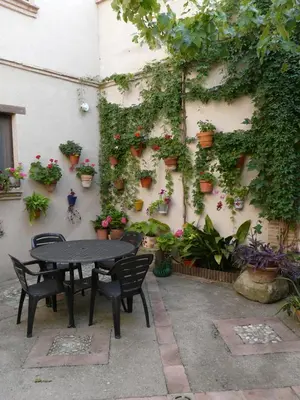 Jardín al aire libre en B&B Ra Tenaja